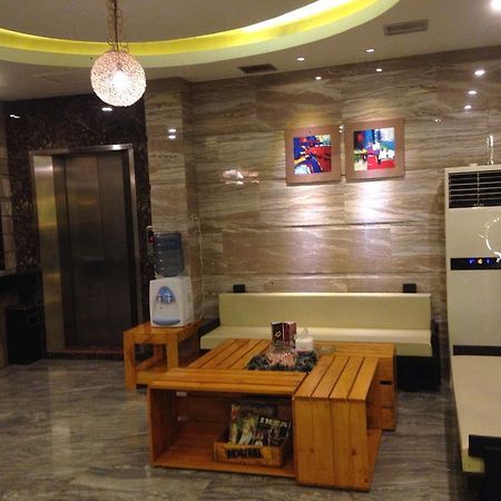 Mustika Gajah Mada Hotel Dżakarta Zewnętrze zdjęcie