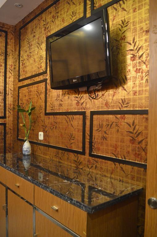 Mustika Gajah Mada Hotel Dżakarta Zewnętrze zdjęcie