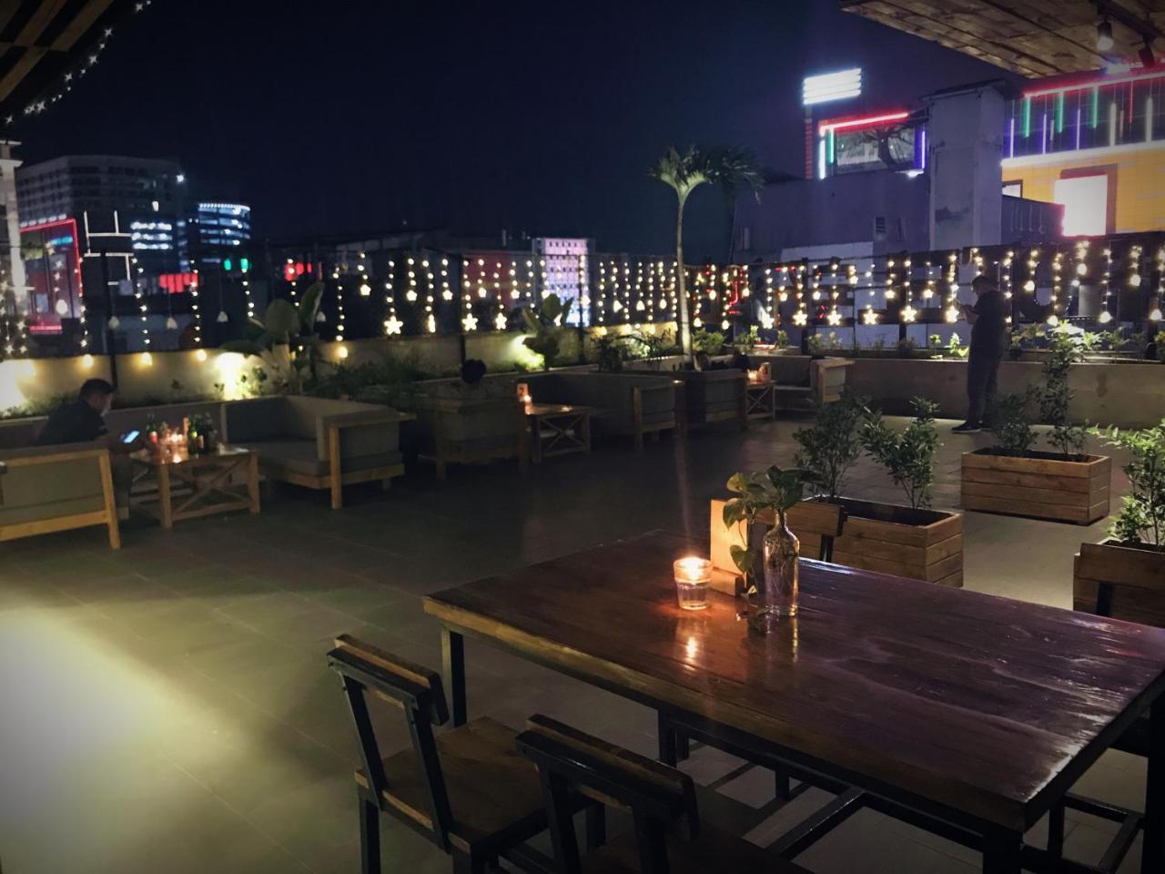 Mustika Gajah Mada Hotel Dżakarta Zewnętrze zdjęcie