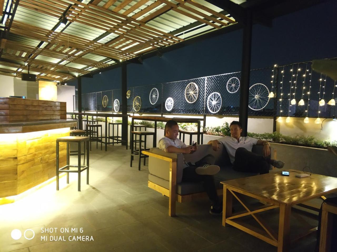 Mustika Gajah Mada Hotel Dżakarta Zewnętrze zdjęcie