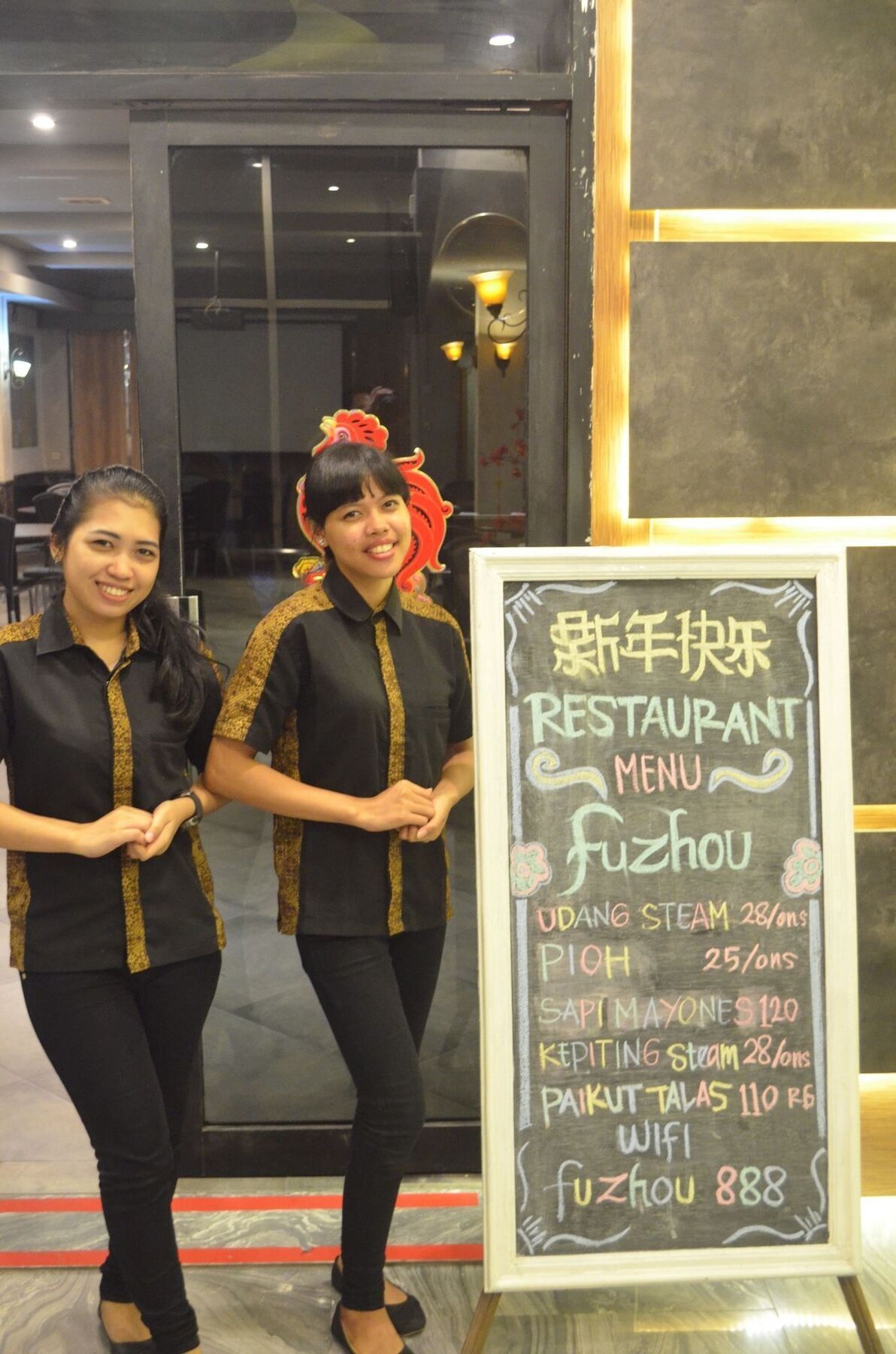 Mustika Gajah Mada Hotel Dżakarta Zewnętrze zdjęcie